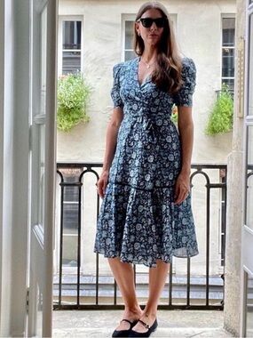 Floral V-Neck Puff Sleeve Midi Dress in Blue